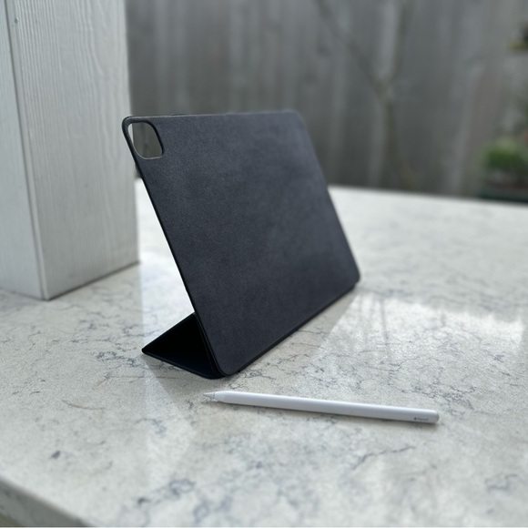 Apple Magic Keyboard, Apple Smart Folio AND ZUGU Case (pencil not included) - Picture 6 of 7